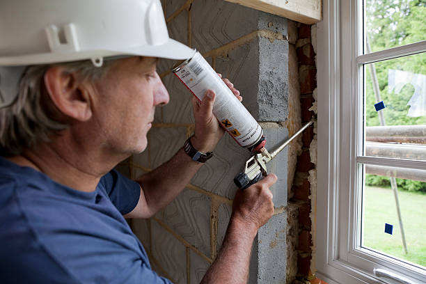 Types of Insulation We Offer in Ashwaubenon, WI
